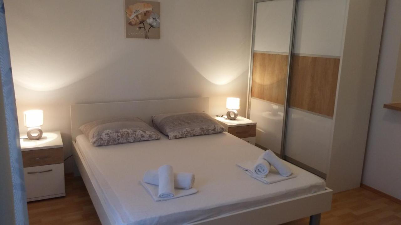 Apartments Petar 赫瓦尔 外观 照片